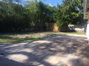 SEACREST ESTATES - Residential Lease