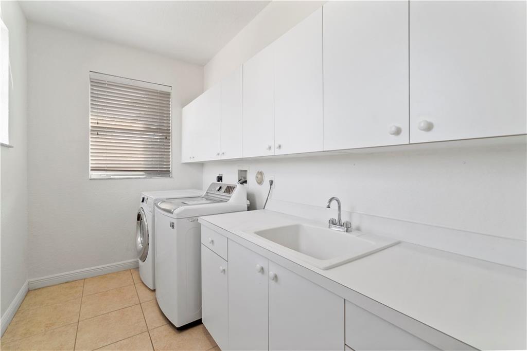 Parkland Isles - Residential
