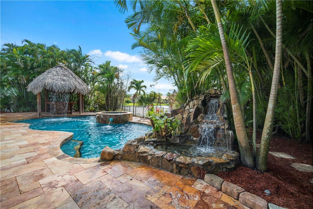 Parkland Isles - Residential