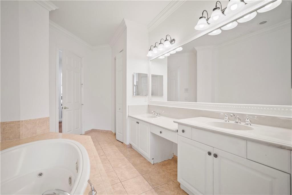 Parkland Isles - Residential
