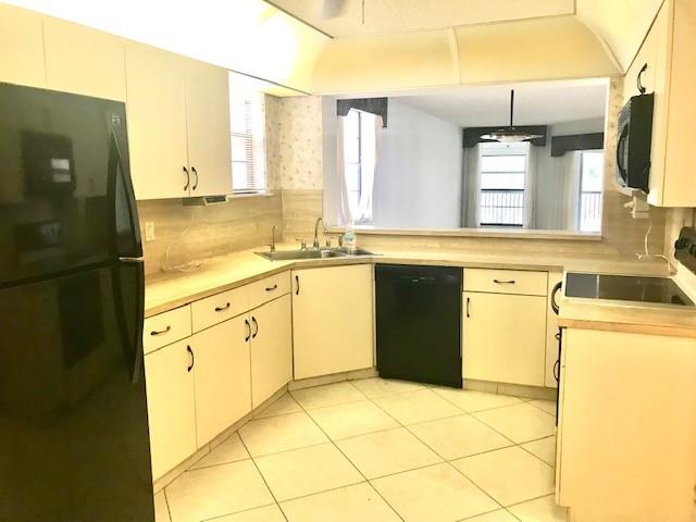 FAIRFAX - Residential