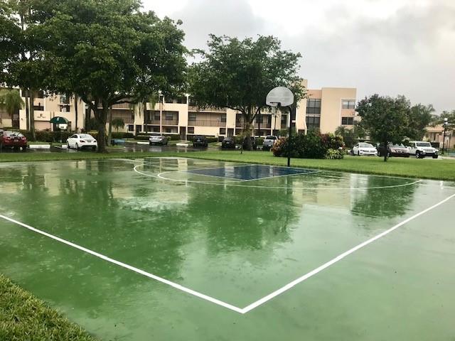 FAIRFAX - Residential