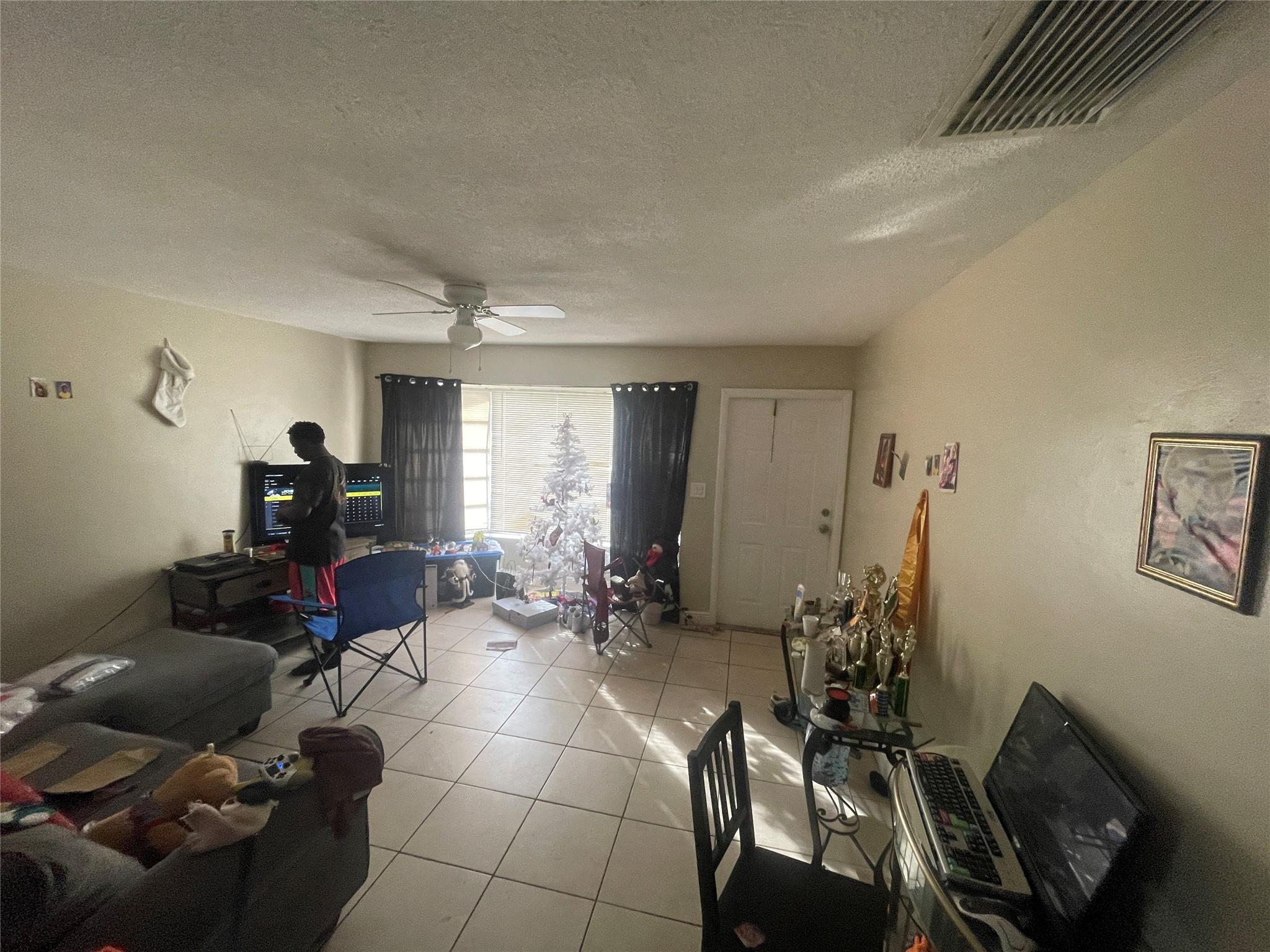 Forward Sub 1 52-40 B - Residential