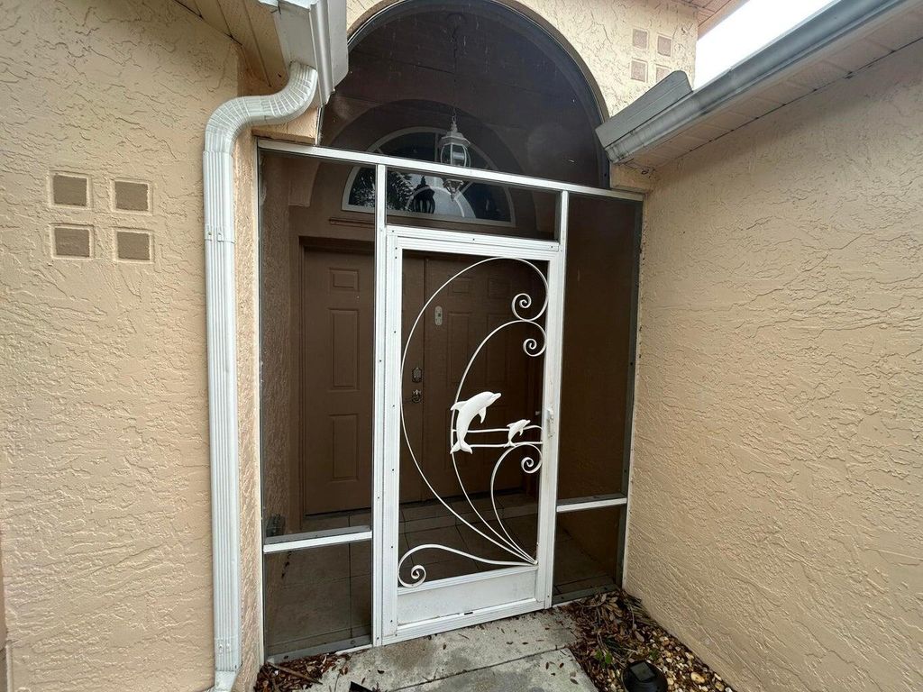 Photo of 515 SW Deer Run, Port Saint Lucie, FL 34953 (MLS # R11053742)