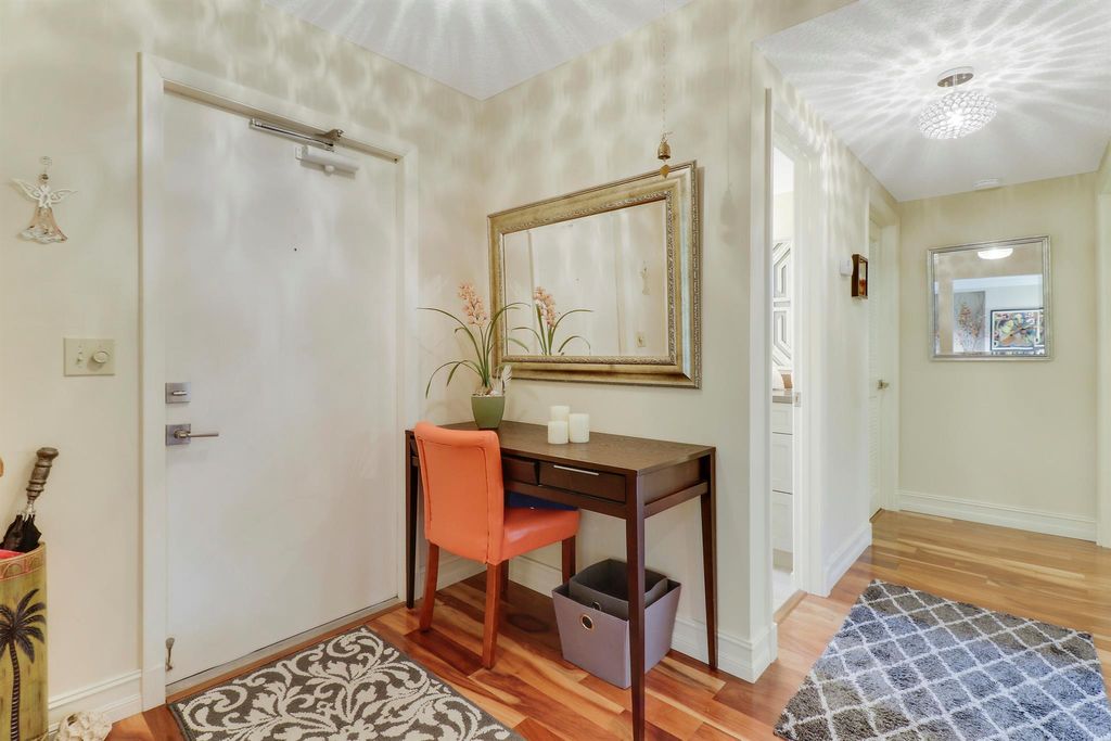 Photo of 25 SE Turtle Creek Drive #B, Jupiter, FL 33469 (MLS # R10946250)