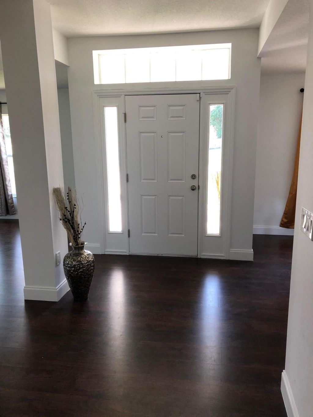 Photo of 561 SE Damask Avenue, Port Saint Lucie, FL 34983 (MLS # R10927982)