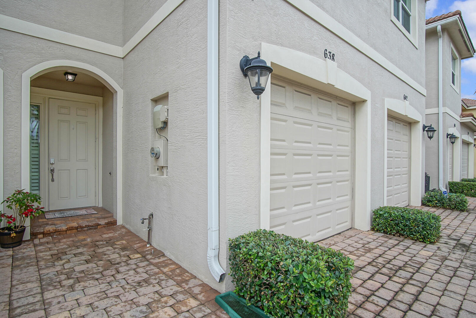 RIVER GLEN - Residential