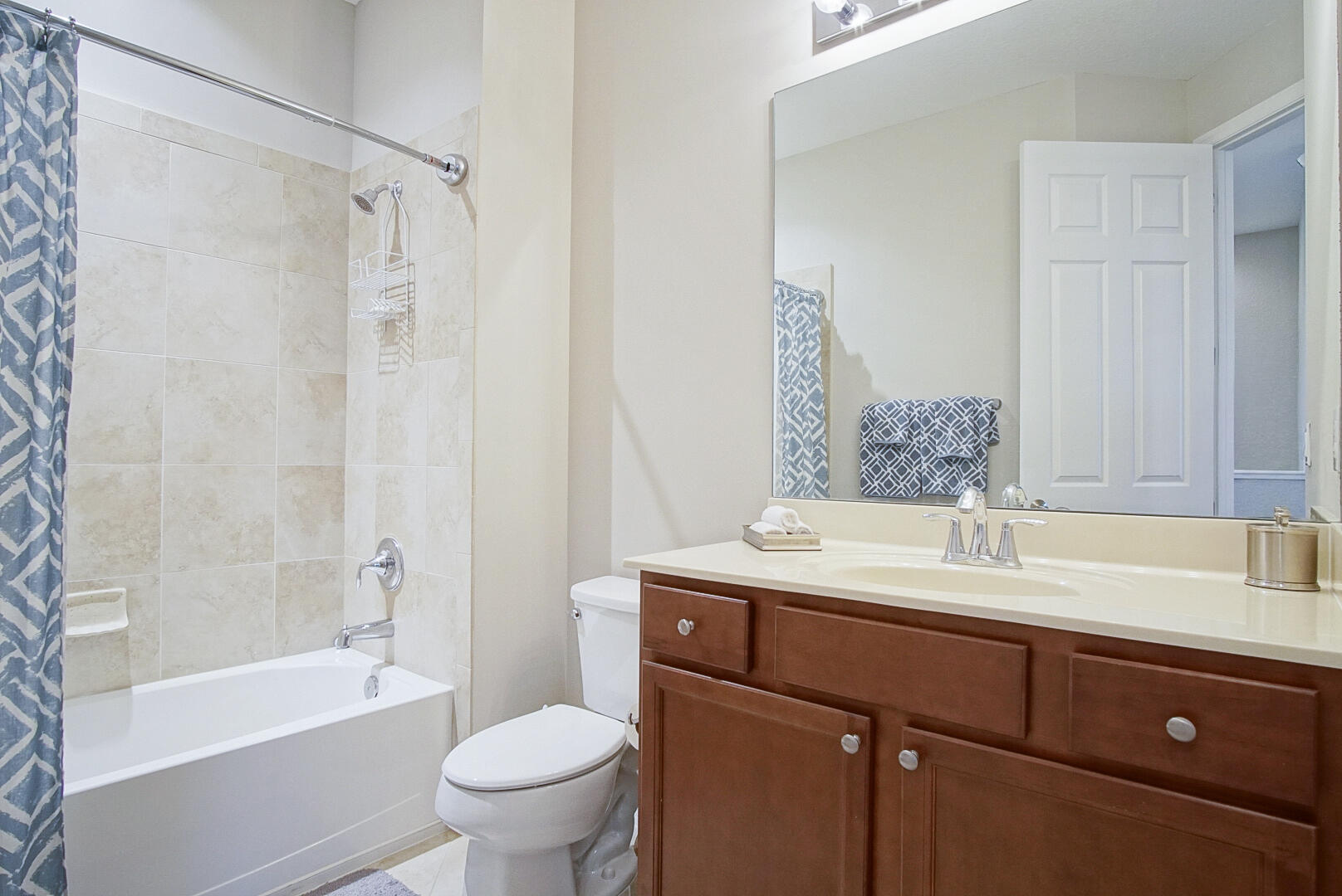 RIVER GLEN - Residential