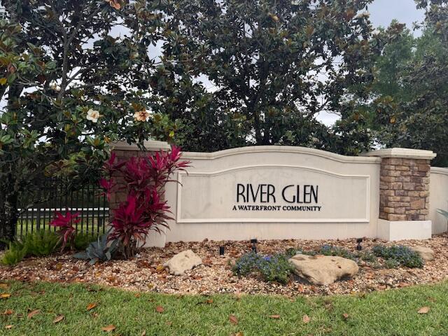 RIVER GLEN - Residential