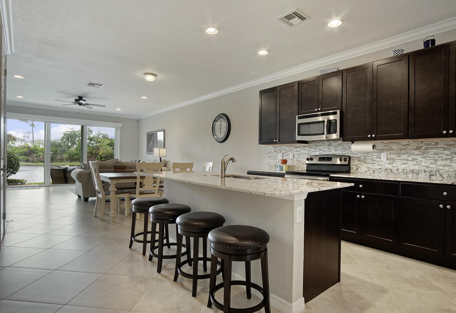 RIVER GLEN - Residential