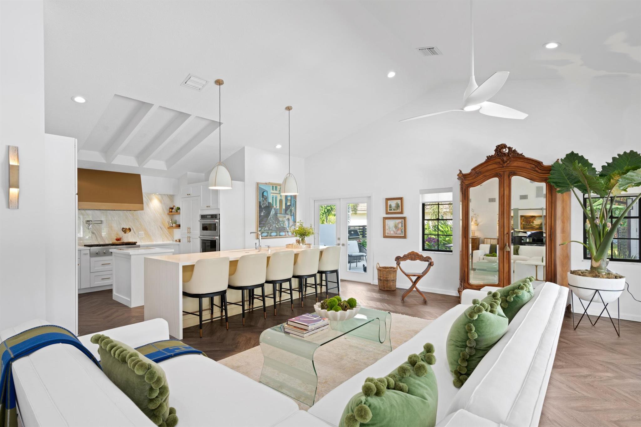 PRESIDENT COUNTRY CLUB 4 - Residential