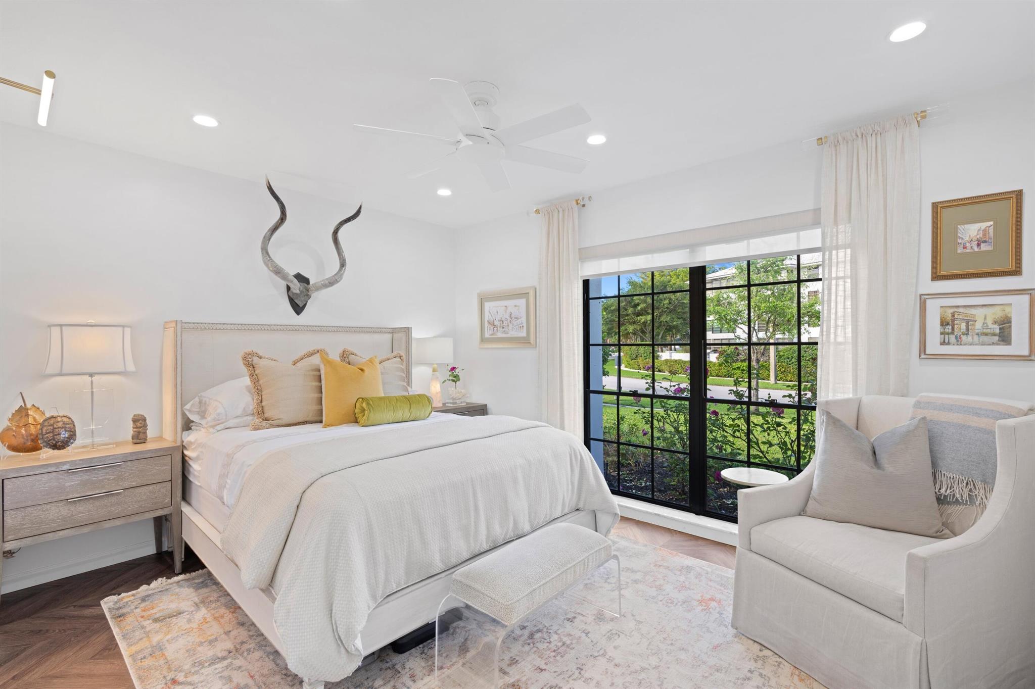 PRESIDENT COUNTRY CLUB 4 - Residential