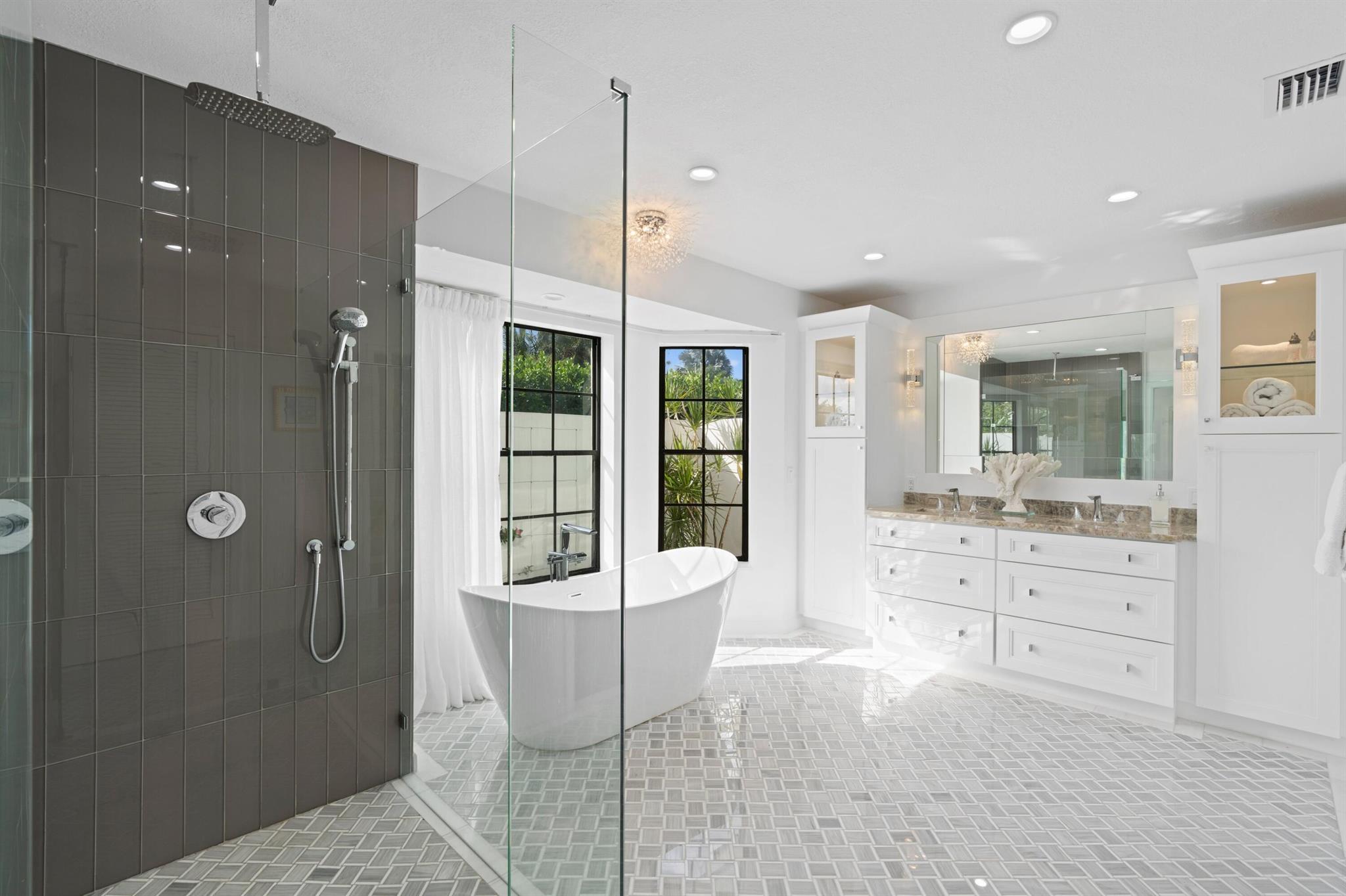 PRESIDENT COUNTRY CLUB 4 - Residential