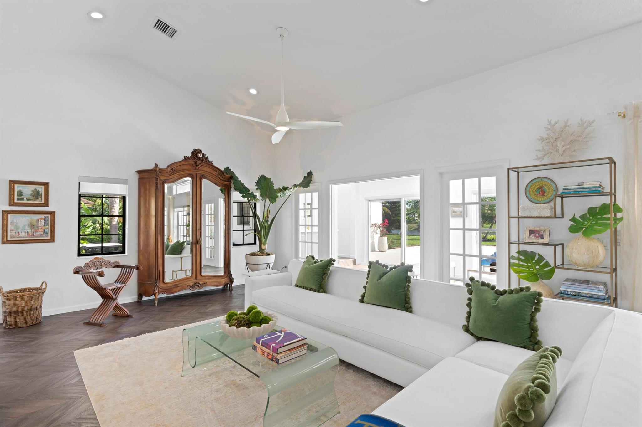 PRESIDENT COUNTRY CLUB 4 - Residential