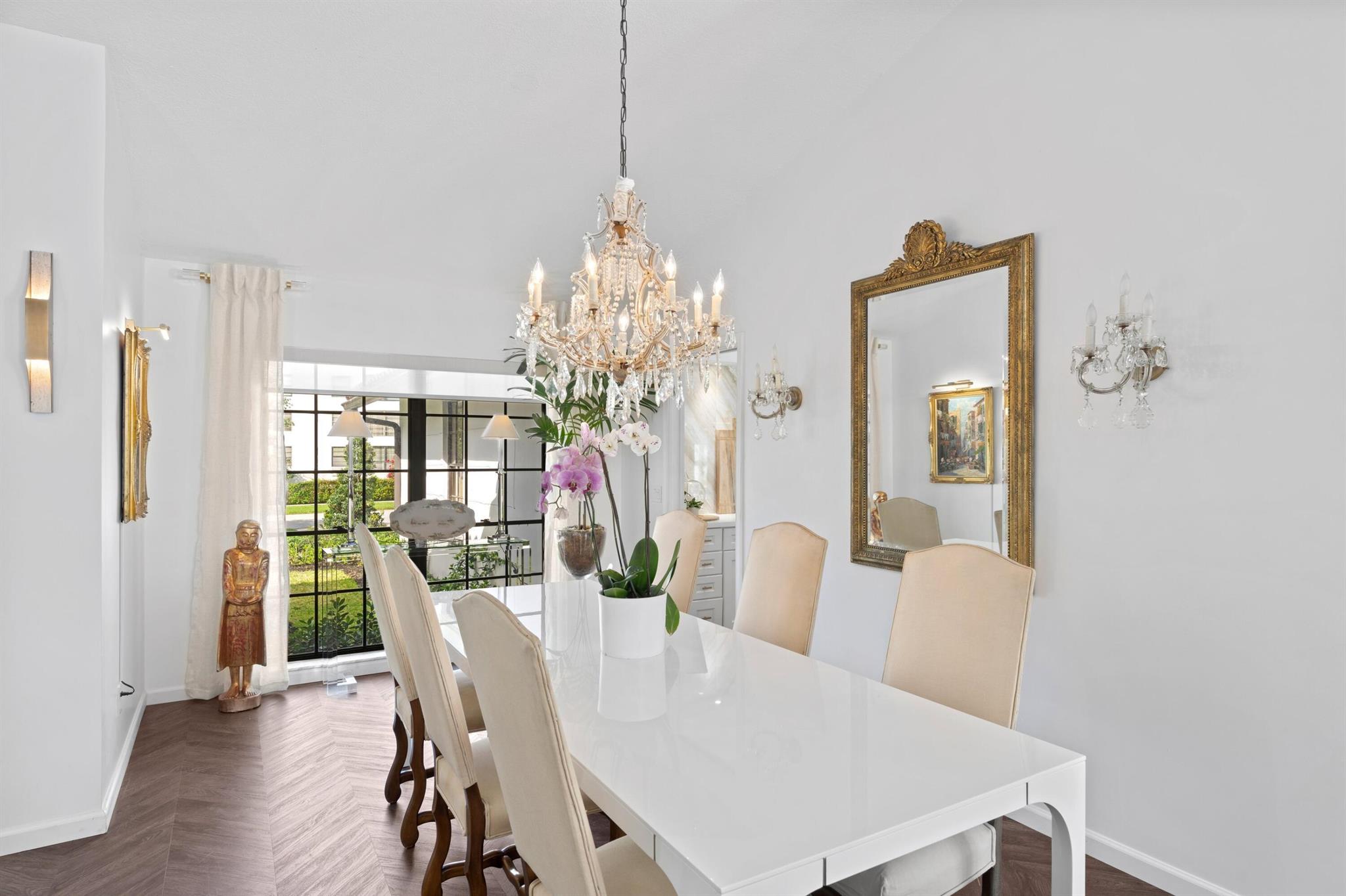 PRESIDENT COUNTRY CLUB 4 - Residential