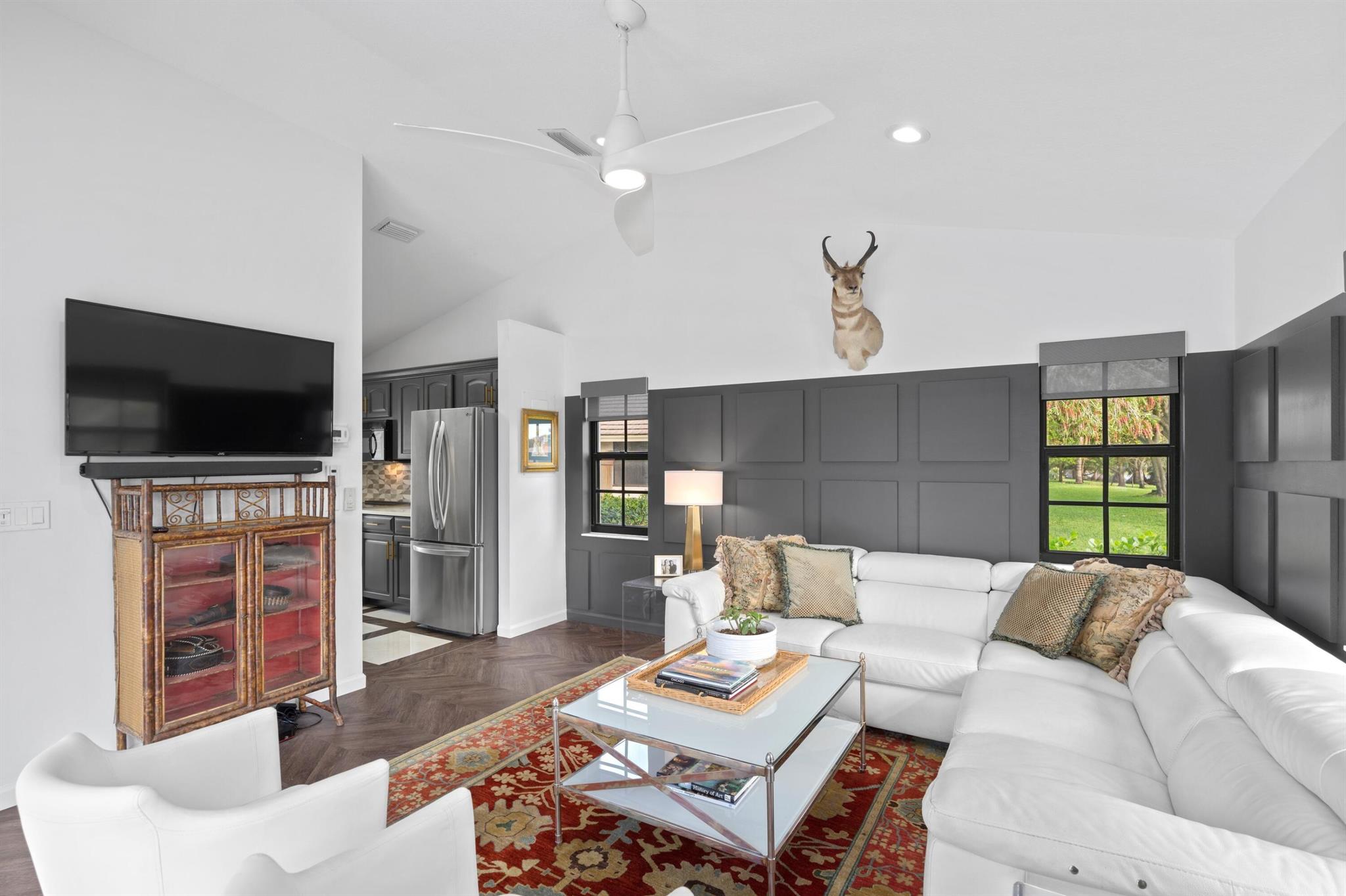 PRESIDENT COUNTRY CLUB 4 - Residential