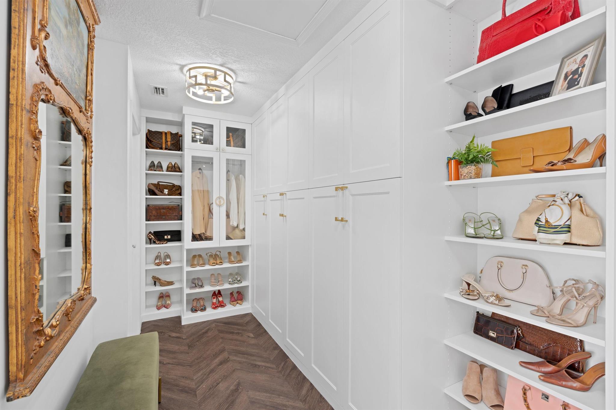 PRESIDENT COUNTRY CLUB 4 - Residential