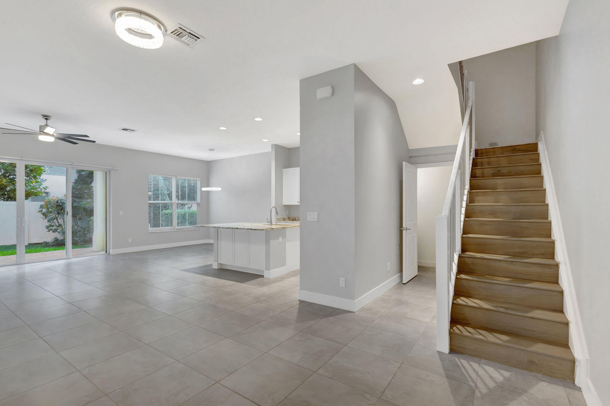 MIDTOWN - Residential