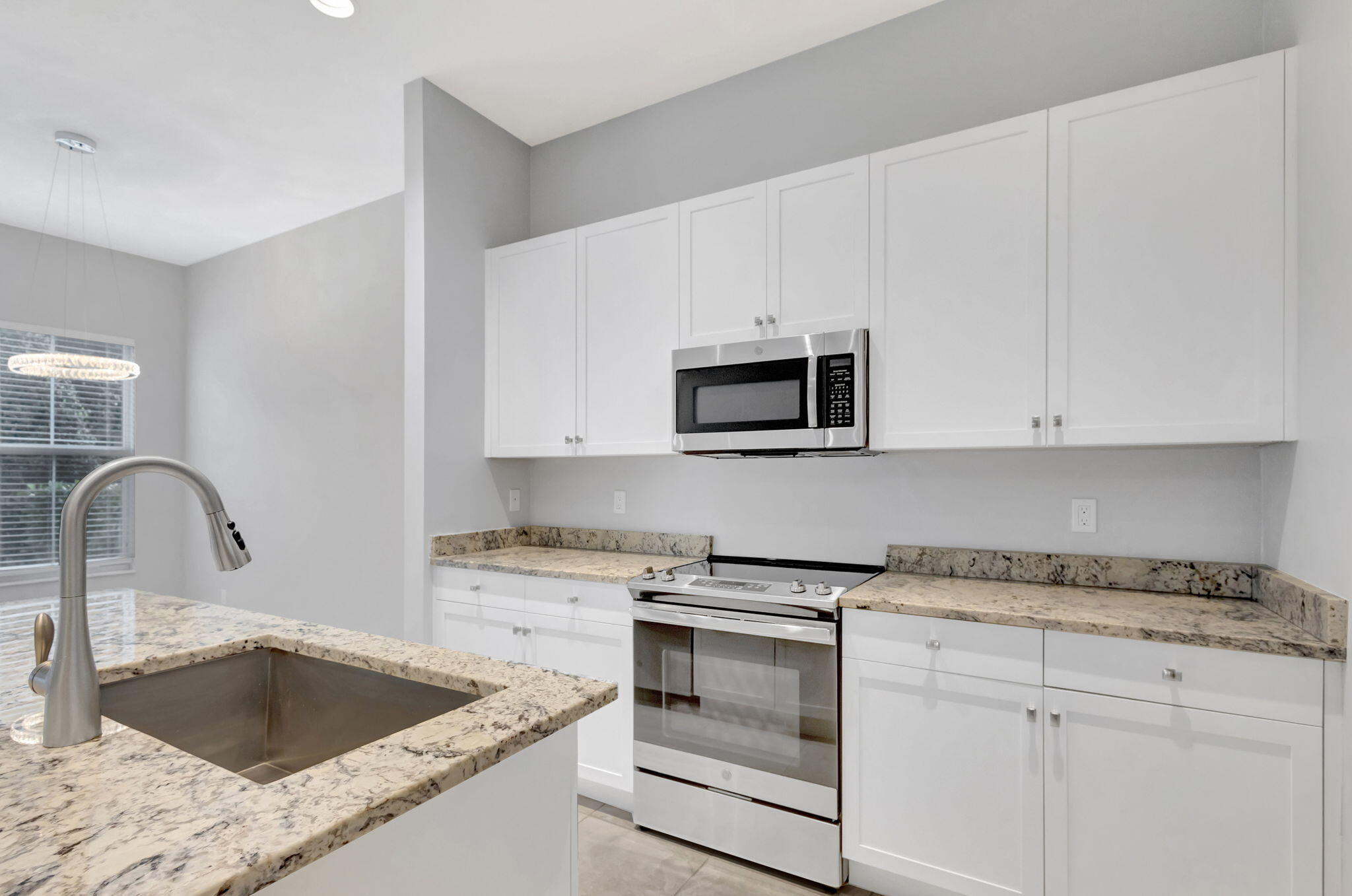 MIDTOWN - Residential