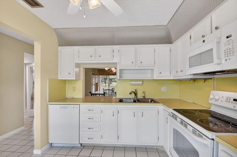 Tiny photo for 742 Nantucket Circle, Lake Worth, FL 33467 (MLS # R11162012)