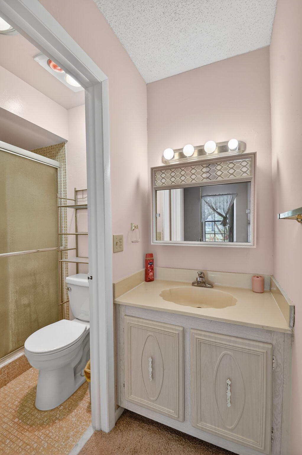 COVERED BRIDGE CONDO - Residential