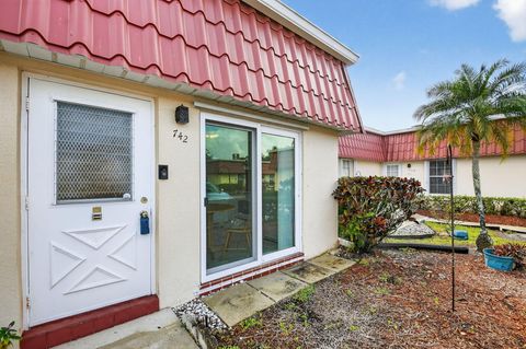 Tiny photo for 742 Nantucket Circle, Lake Worth, FL 33467 (MLS # R11162012)