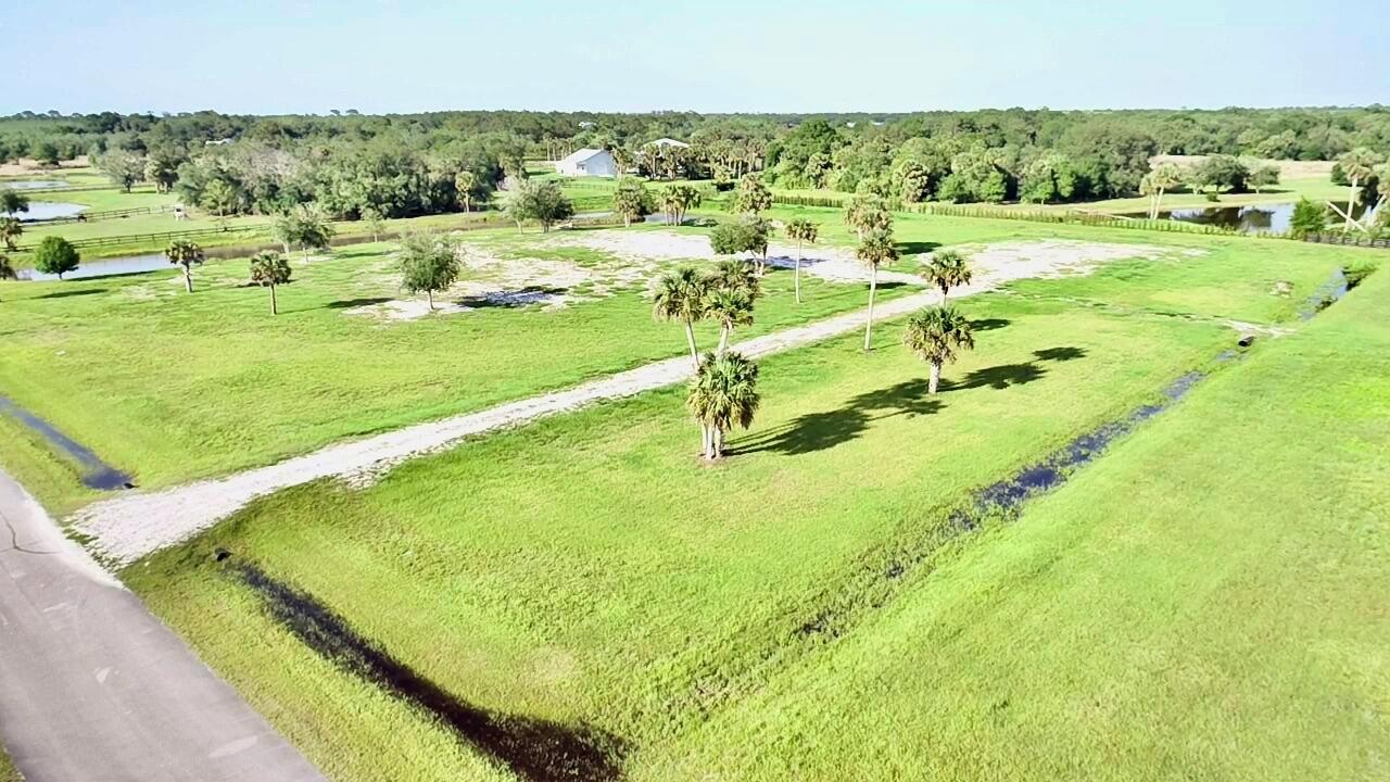 BRIDLEWOOD RANCHES - Land