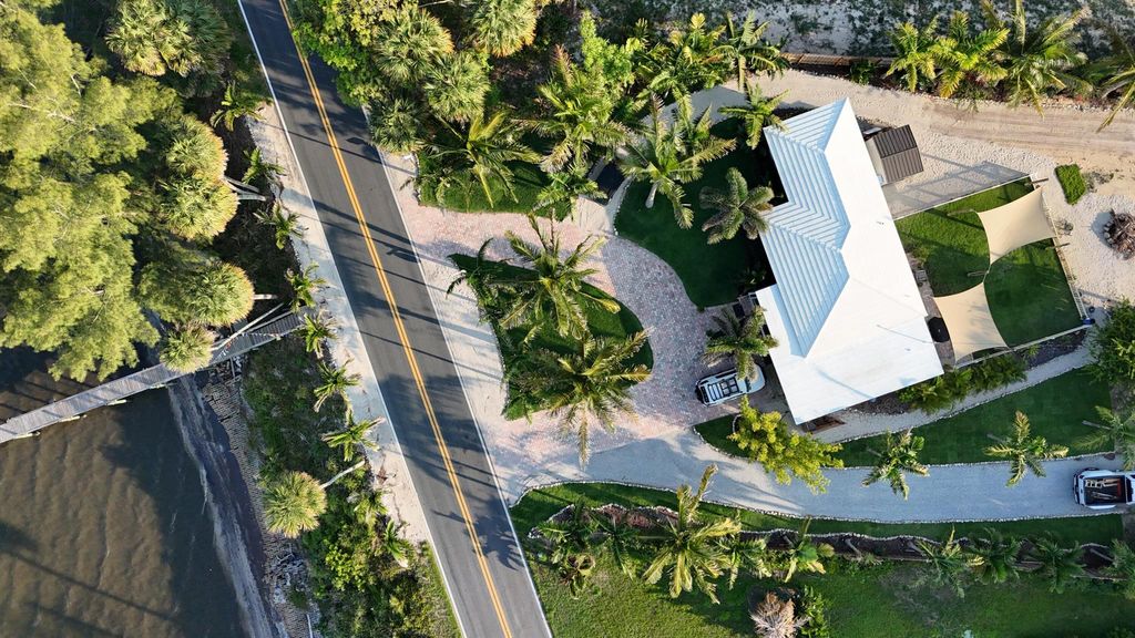 Photo of 6209 S Indian River Drive, Fort Pierce, FL 34982 (MLS # R10986317)