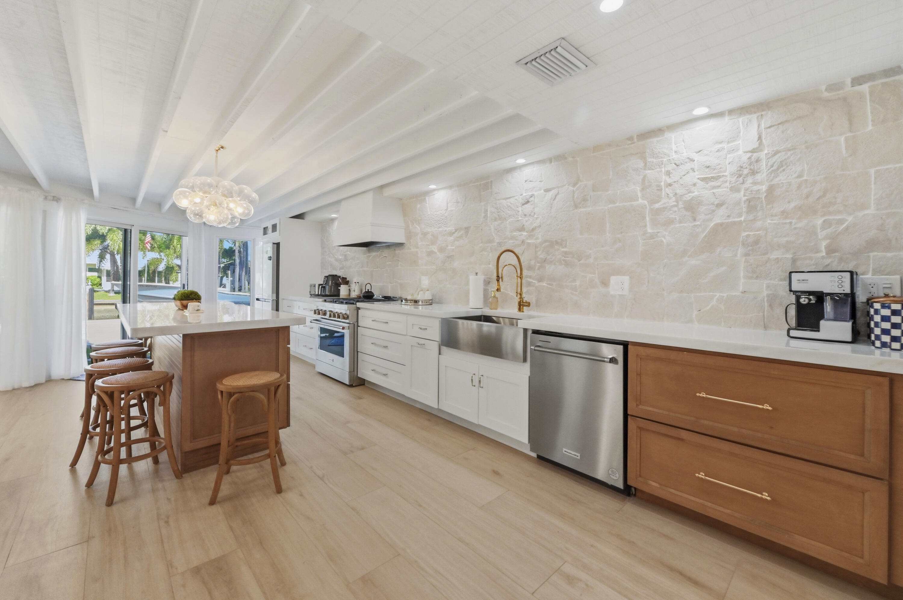 GARDEN ISLES - Residential