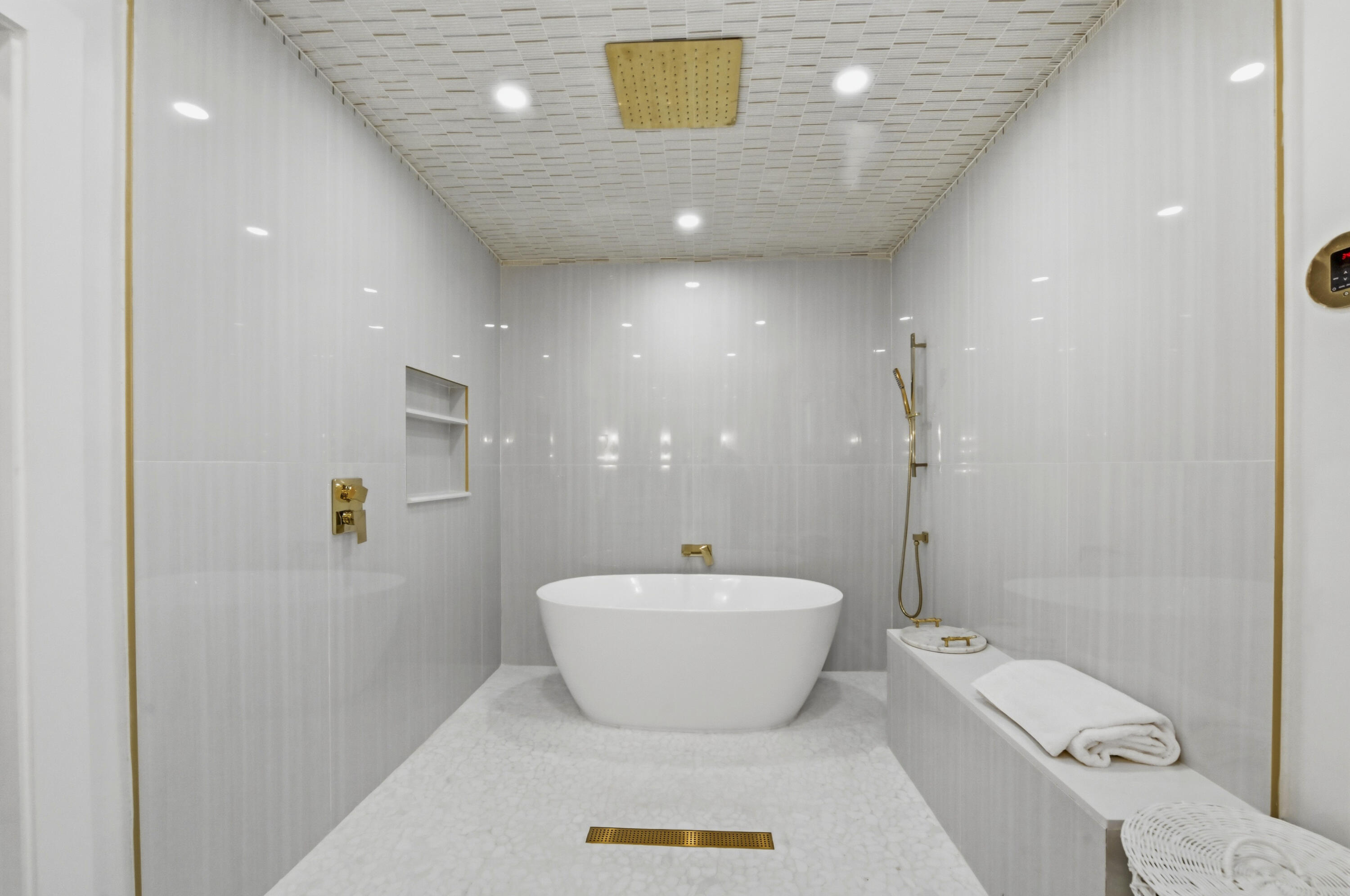 GARDEN ISLES - Residential