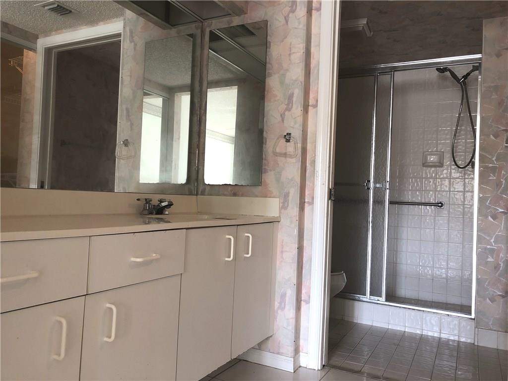 TRENT KINGS POINT - Residential