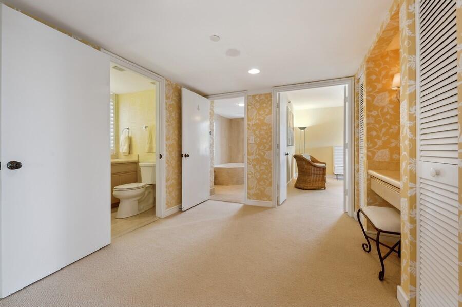 Mizner Court - Residential