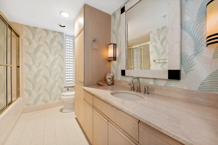 Mizner Court - Residential