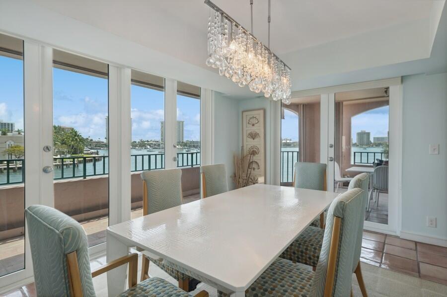 Mizner Court - Residential