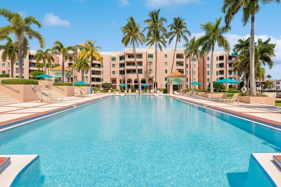 Mizner Court - Residential