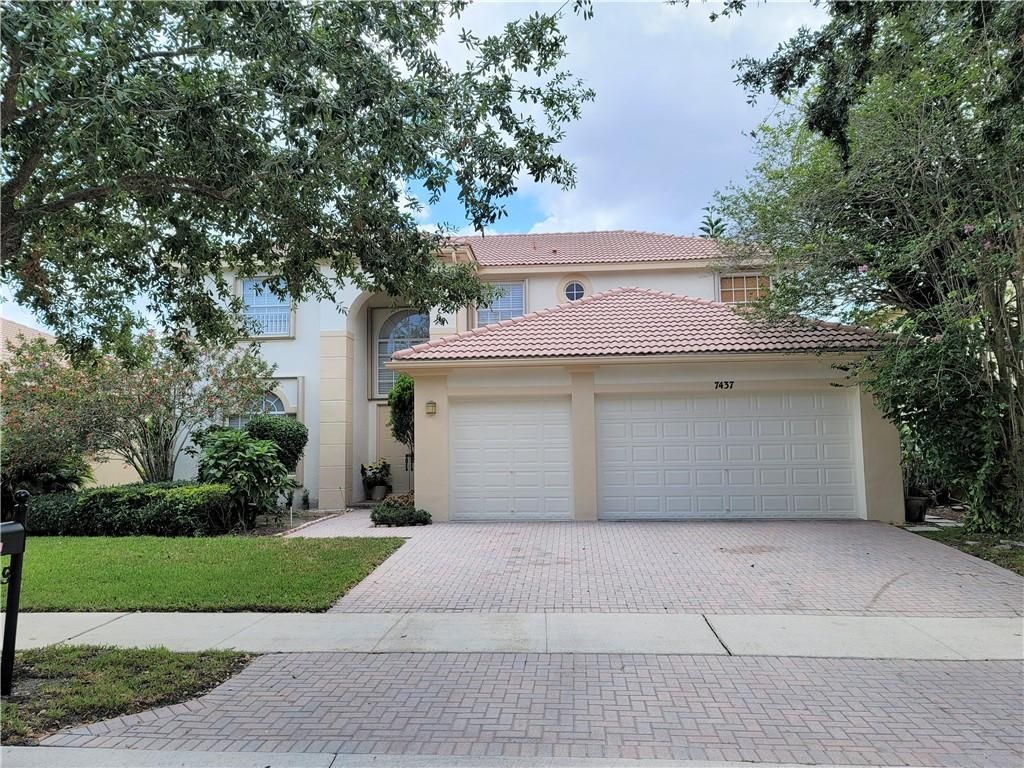 Photo of 7437 NW 51st Way, Coconut Creek, FL 33073 (MLS # F10331001)