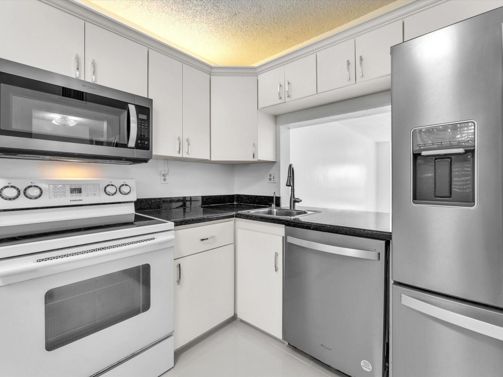 Tradewinds - Residential Lease