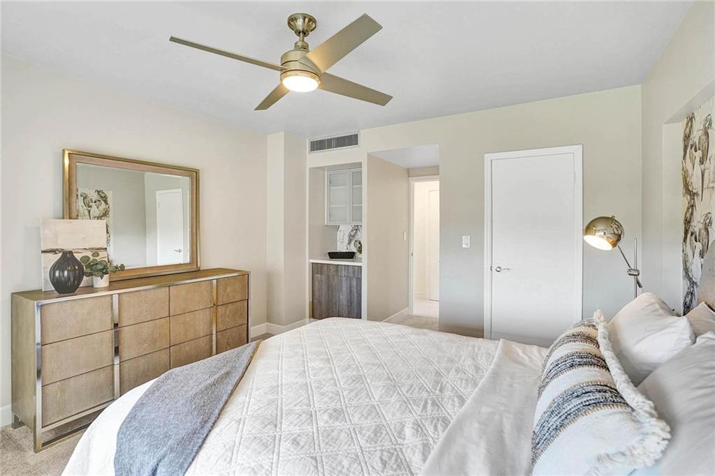 Coral Ridge Towers South - Residential