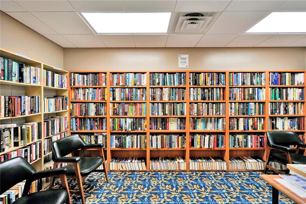 Coral Ridge Towers South - Residential