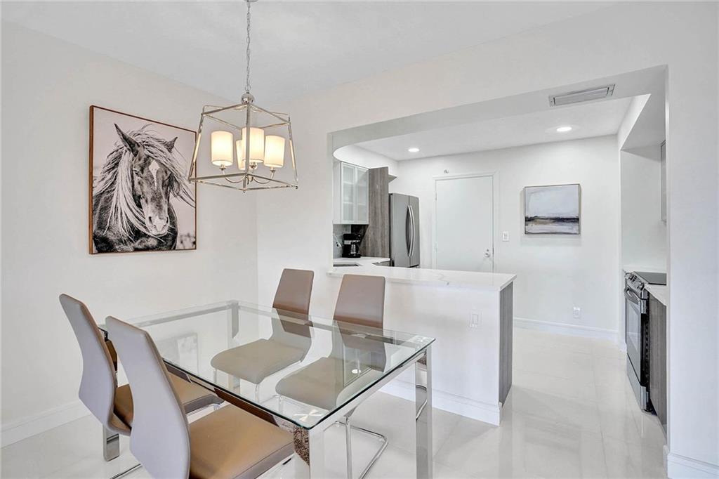 Coral Ridge Towers South - Residential