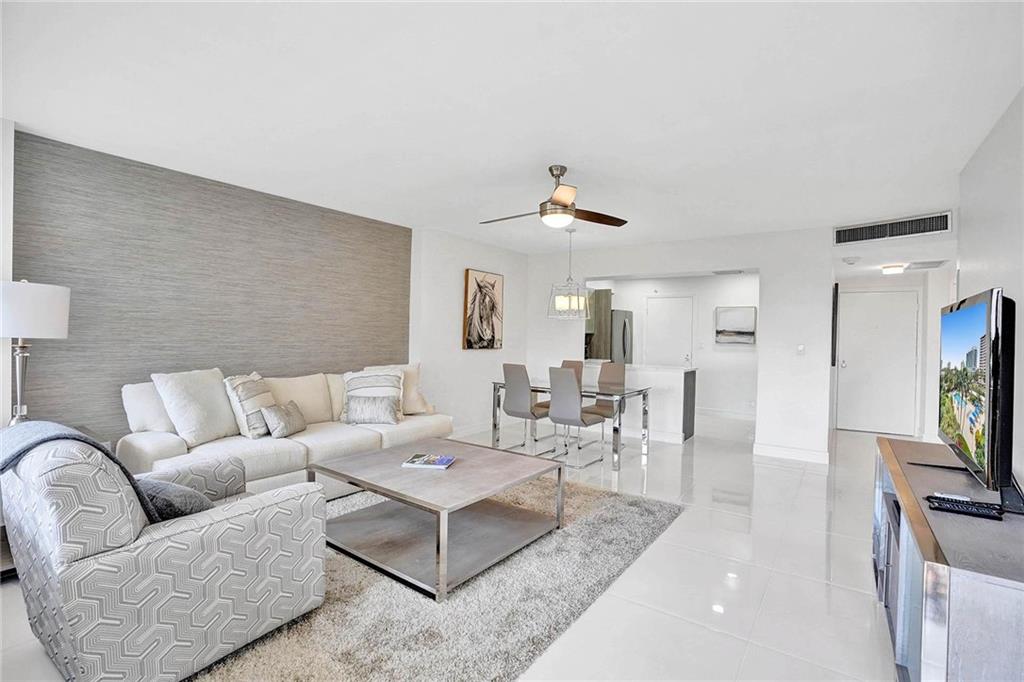 Coral Ridge Towers South - Residential