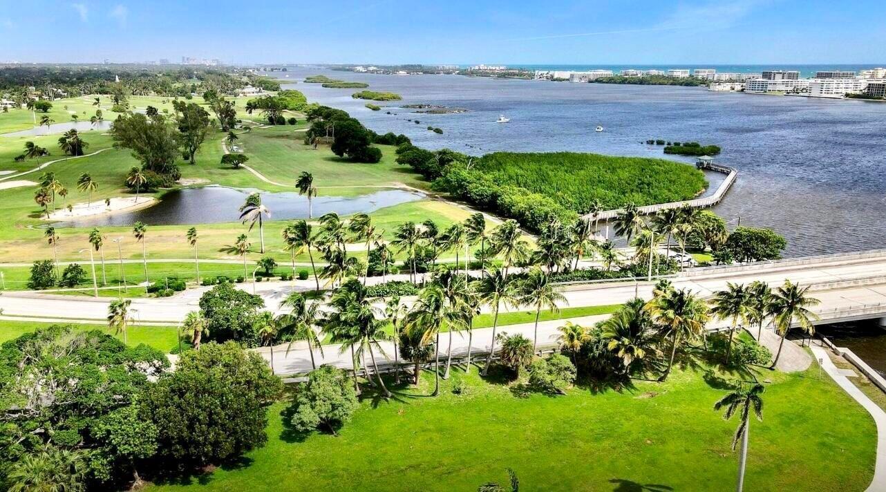 LAKE WORTH TOWN OF - Residential Income