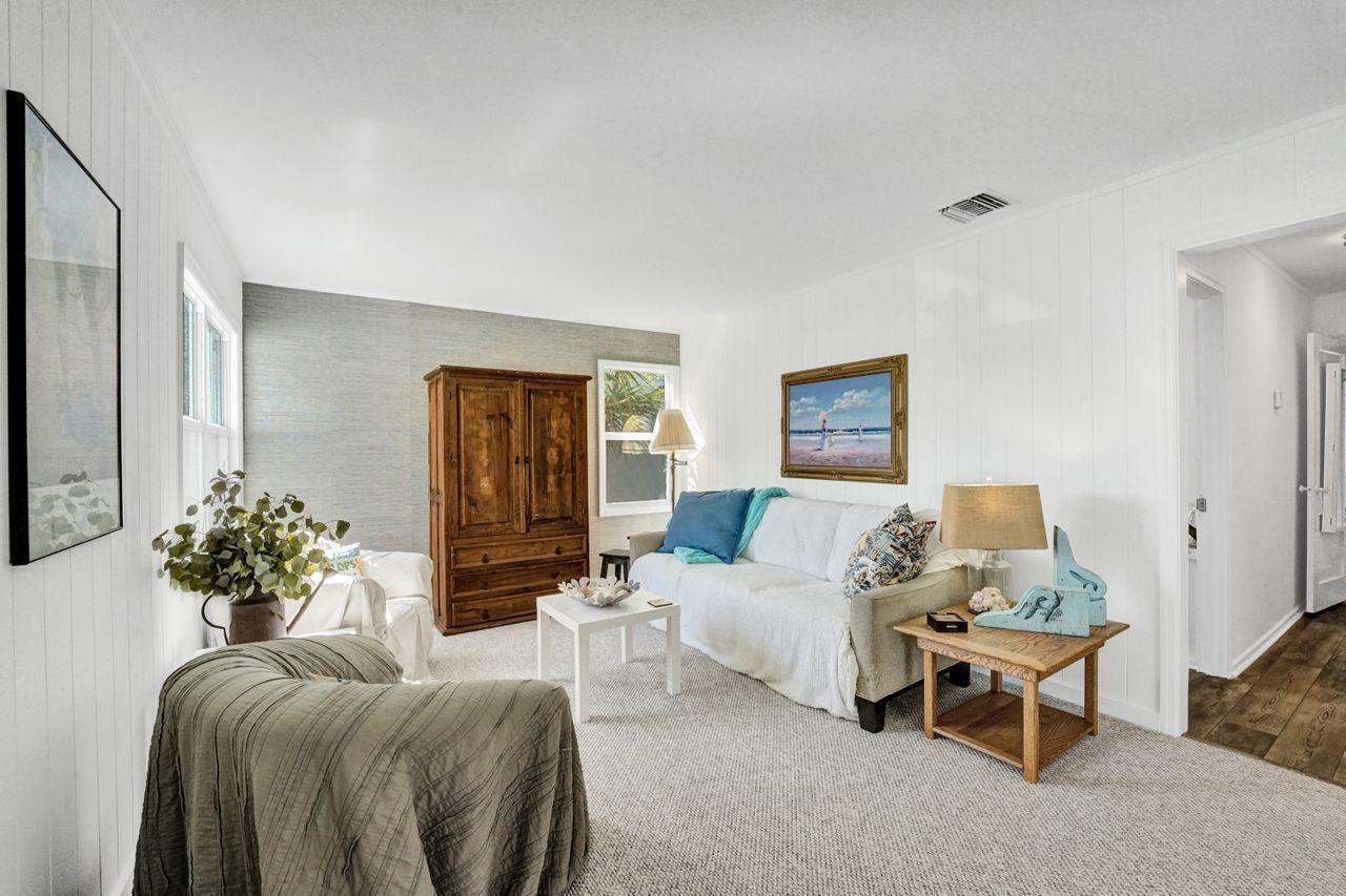 LAKE WORTH TOWN OF - Residential Income