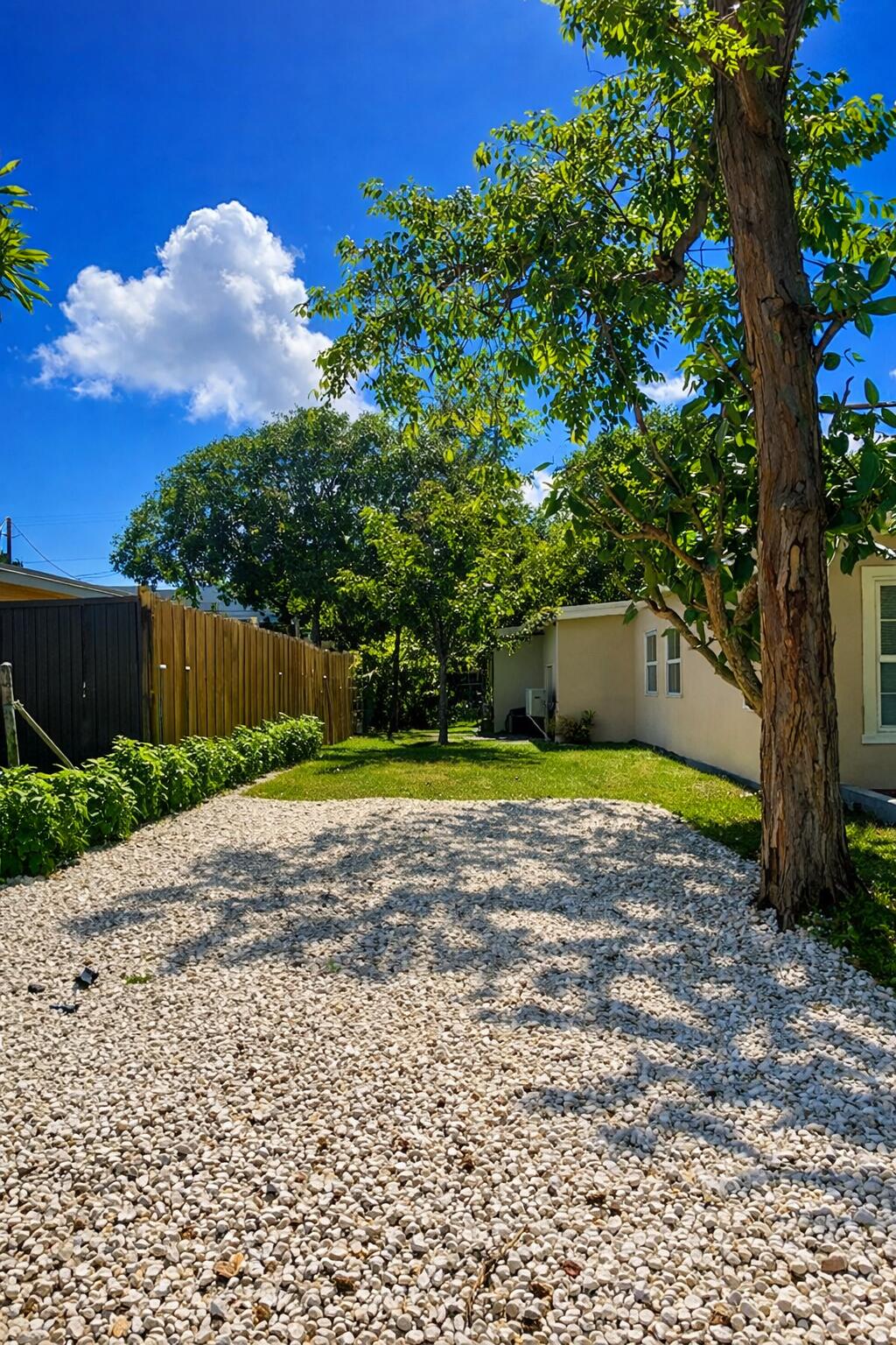 1420 SW 33rd Court