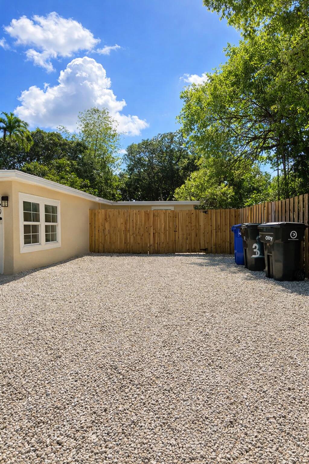 1420 SW 33rd Court