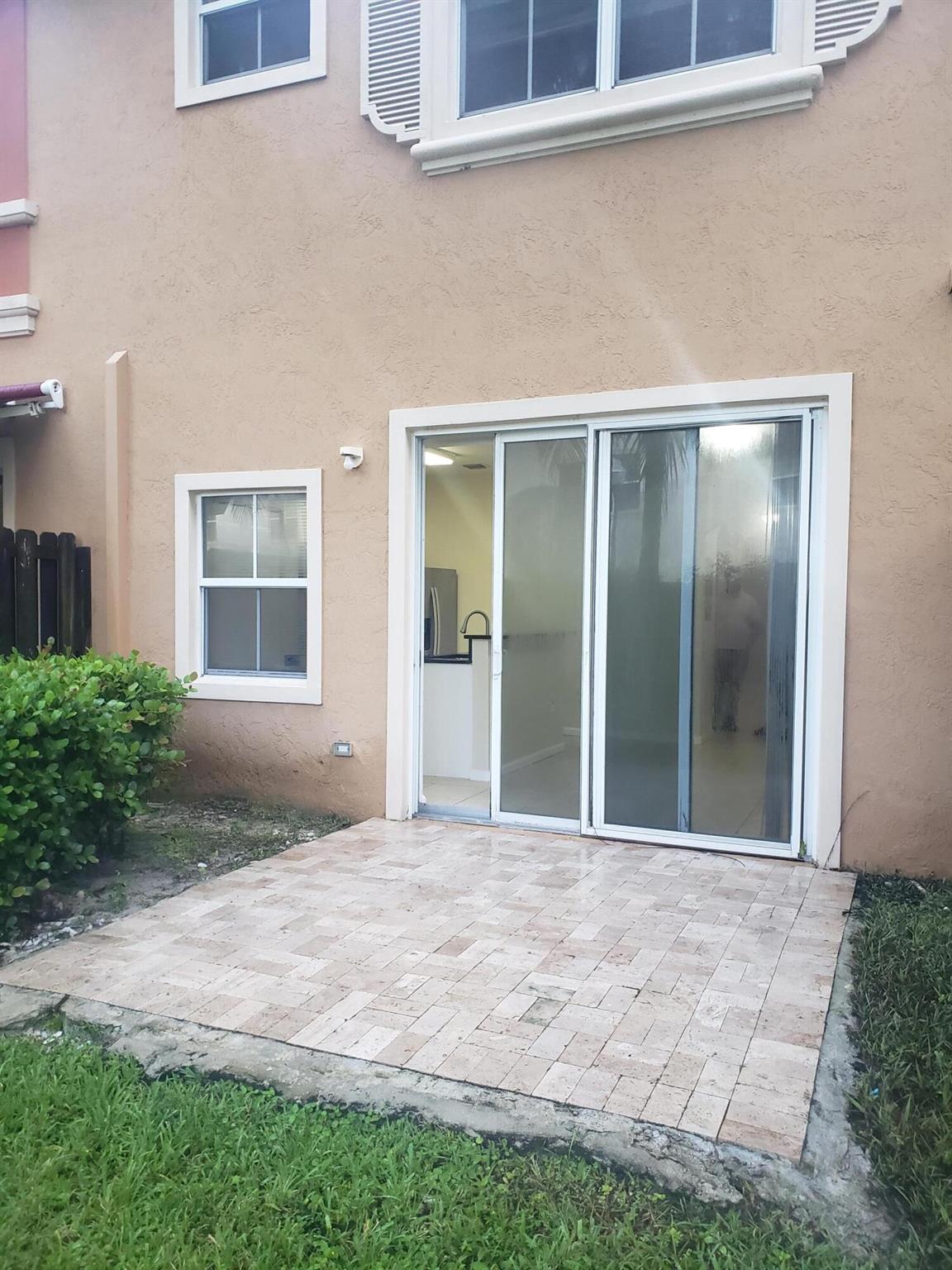 MARTINIQUE NO 3 CONDO - Residential Lease