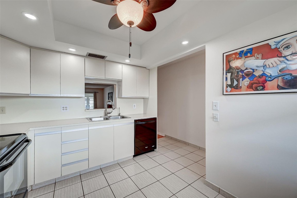 WYNMOOR VILLAGE - Residential