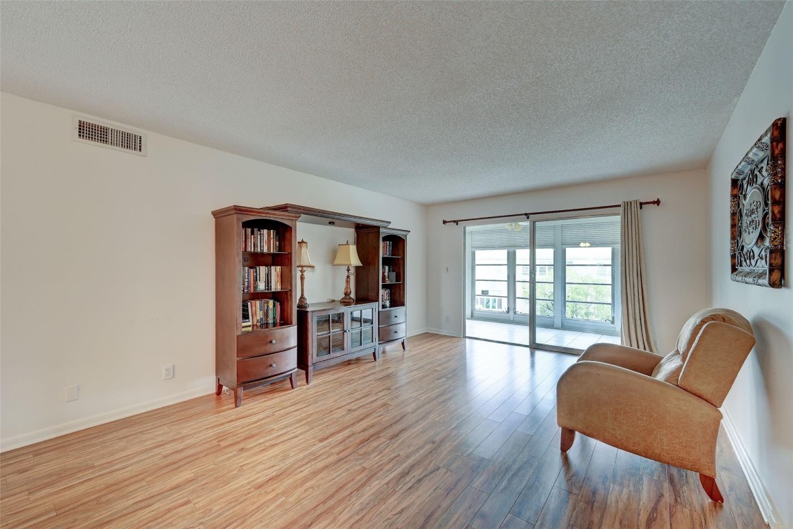 WYNMOOR VILLAGE - Residential