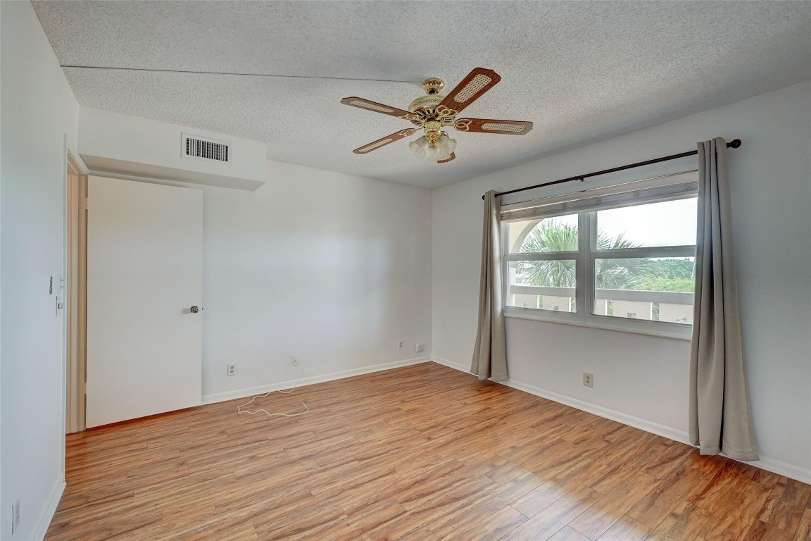WYNMOOR VILLAGE - Residential