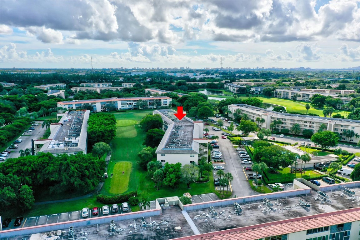 WYNMOOR VILLAGE - Residential